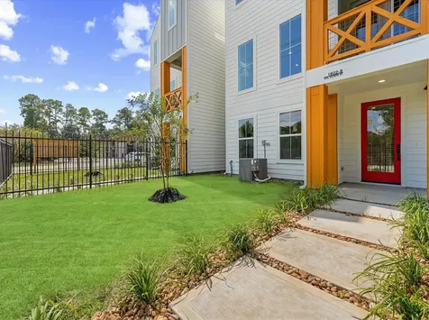 1802 Del Norte Street B Houston TX 77018