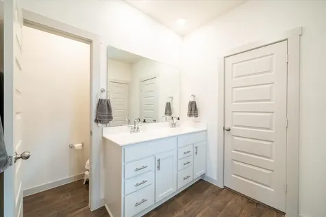 201 Elm Creek Drive Hutto TX 78634
