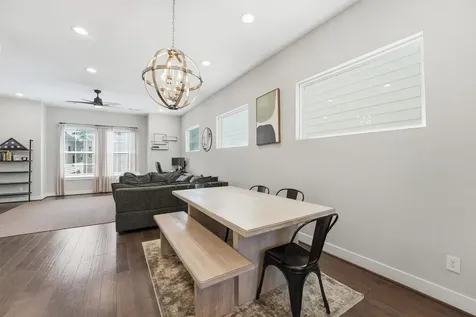 2057 Sherwood Forest Street Houston TX 77043
