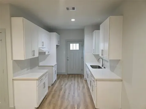 3318 Bremond Street Houston TX 77004