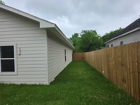3318 Bremond Street Houston TX 77004