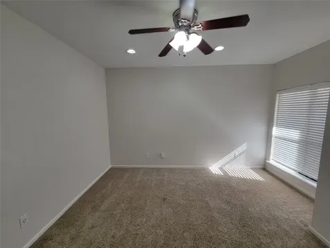 2025 Augusta Drive 303 Houston TX 77057