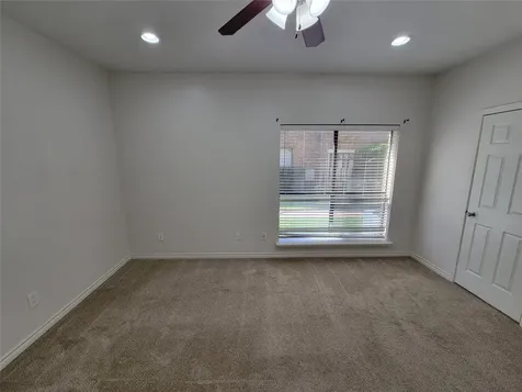 2025 Augusta Drive 303 Houston TX 77057