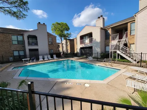2025 Augusta Drive 303 Houston TX 77057