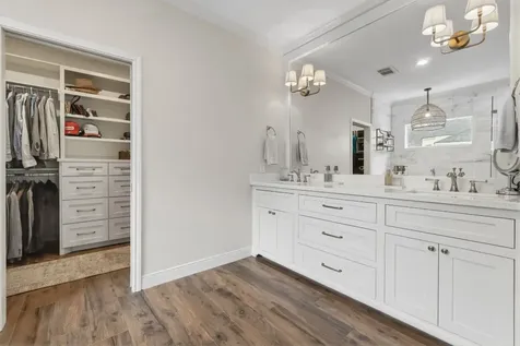 23 Rustic View Court The Woodlands TX 77381