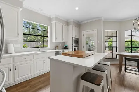 23 Rustic View Court The Woodlands TX 77381