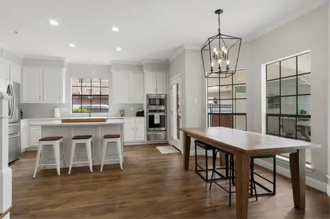 23 Rustic View Court The Woodlands TX 77381