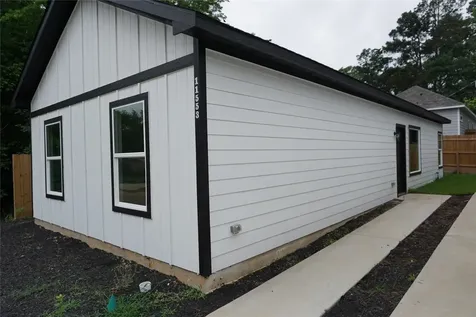 9768 Black Gum Street Willis TX 77318