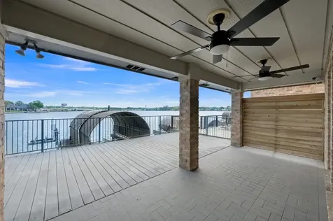 12858 Pelican Island Drive Willis TX 77318