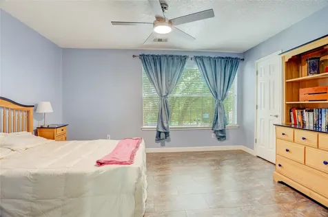 1505 Maple Leaf Court Pearland TX 77581