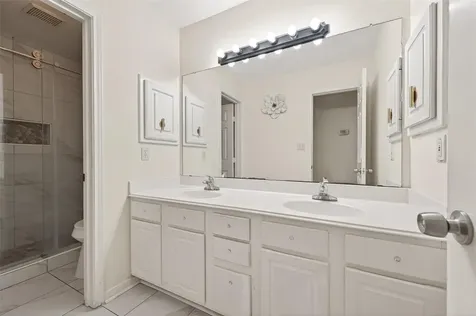 14914 W Bend Drive Houston TX 77082