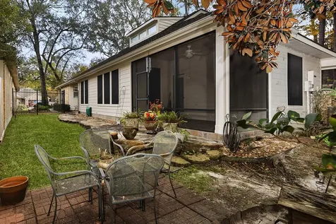 15 Lilac Ridge Place The Woodlands TX 77384