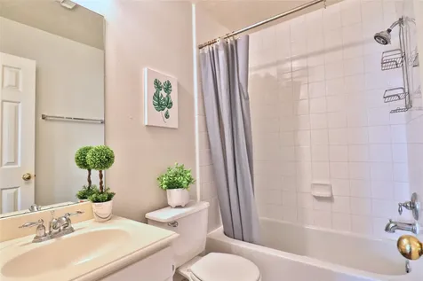 4023 Portman Glen Lane Houston TX 77047