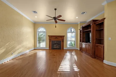 315 Bolling Green Drive Wharton TX 77488