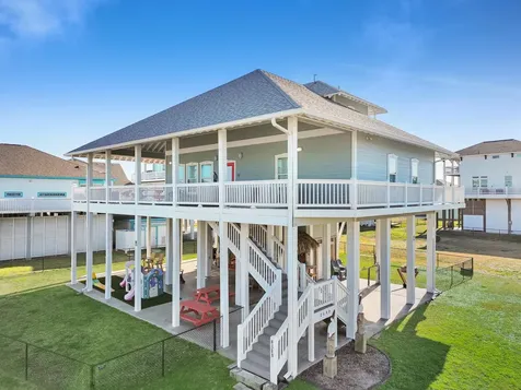 2640 Breaker Drive Crystal Beach TX 77650