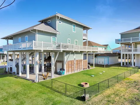 2640 Breaker Drive Crystal Beach TX 77650