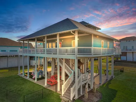2640 Breaker Drive Crystal Beach TX 77650