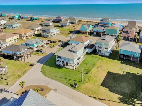 2640 Breaker Drive Crystal Beach TX 77650