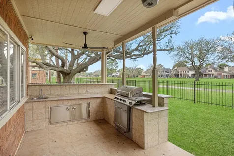 7915 Capri Circle Houston TX 77095