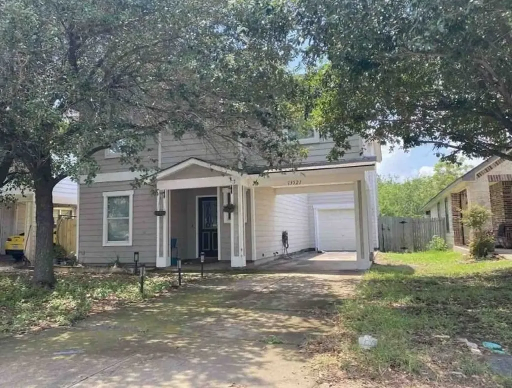13521 Sea Biscuit Drive Del Valle TX 78617
