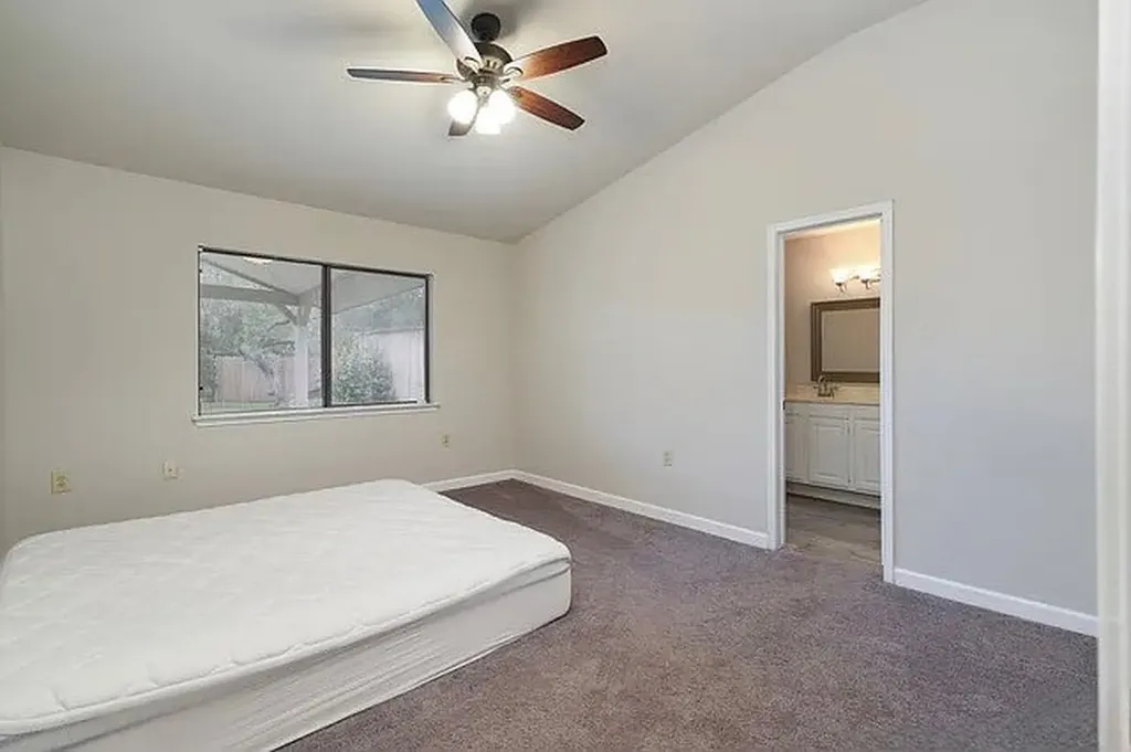 5718 Lake Cove Street San Antonio TX 78222
