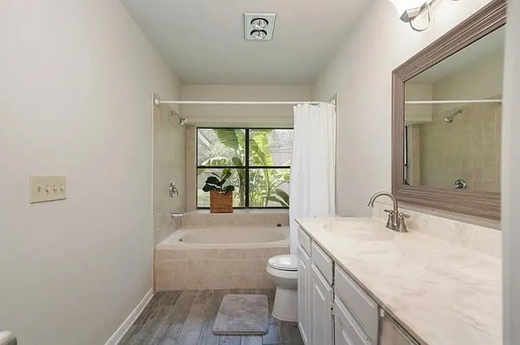 5718 Lake Cove Street San Antonio TX 78222
