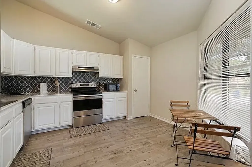 5718 Lake Cove Street San Antonio TX 78222