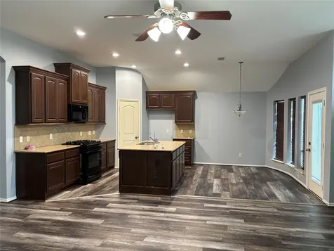 10902 Brighton Gardens Drive Richmond TX 77406