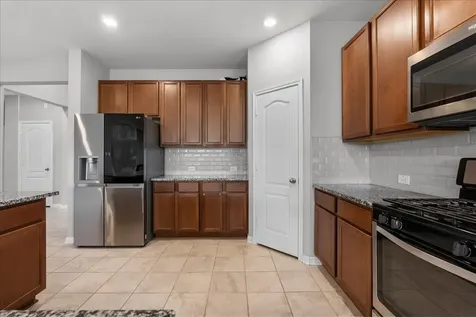 2320 Rosemary Street Rosenberg TX 77469