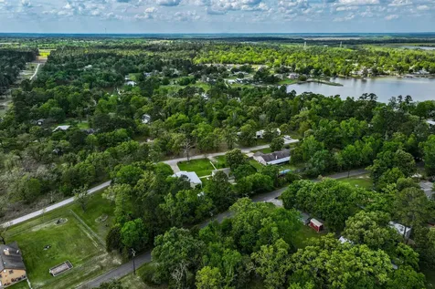 164 Lakeland Road Huntsville TX 77340