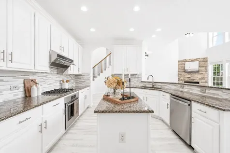 18431 W Laura Shore Drive Cypress TX 77433