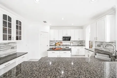 18431 W Laura Shore Drive Cypress TX 77433
