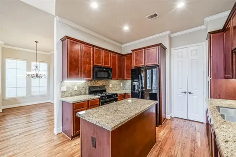 1117 Saint Agnes Street D Houston TX 77030