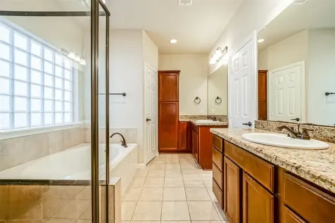 1117 Saint Agnes Street D Houston TX 77030