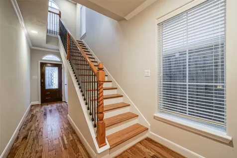 1117 Saint Agnes Street D Houston TX 77030