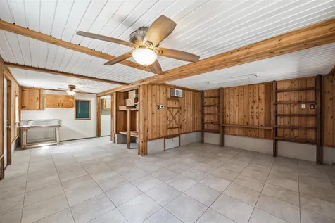 33 Lakeside Drive Hitchcock TX 77563