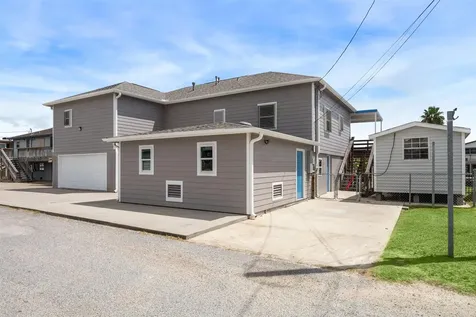 33 Lakeside Drive Hitchcock TX 77563