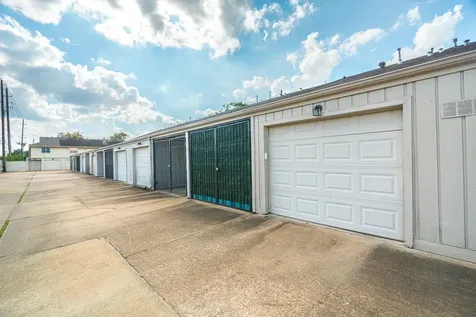 6339 Del Monte Drive SW 95 Houston TX 77057