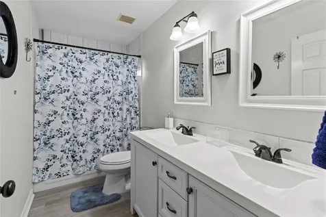 10902 Spruce Drive N La Porte TX 77571