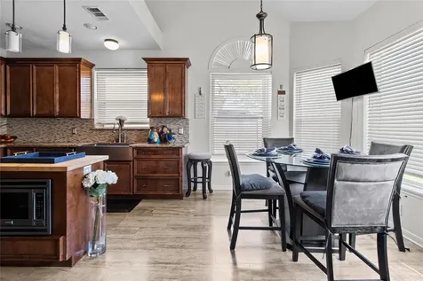 10902 Spruce Drive N La Porte TX 77571