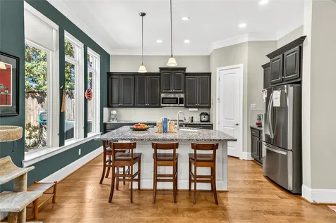 5727 Brancott Way Houston TX 77096