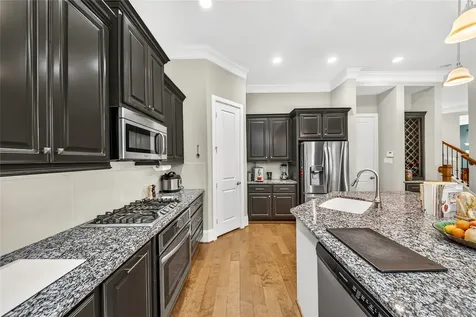 5727 Brancott Way Houston TX 77096