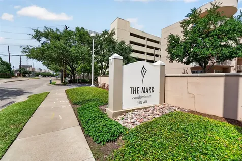 3505 Sage Road 314 Houston TX 77056
