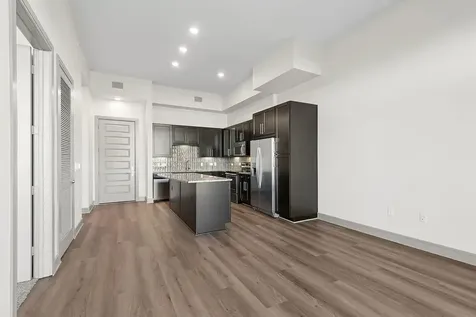 2724 Kipling Street 436 Houston TX 77098