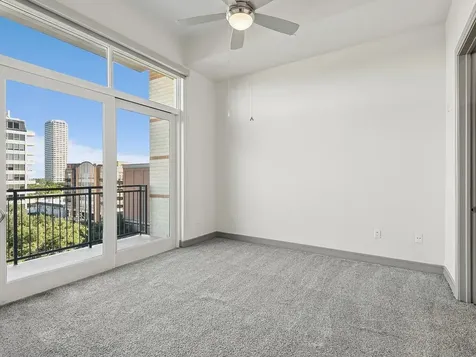 2724 Kipling Street 436 Houston TX 77098