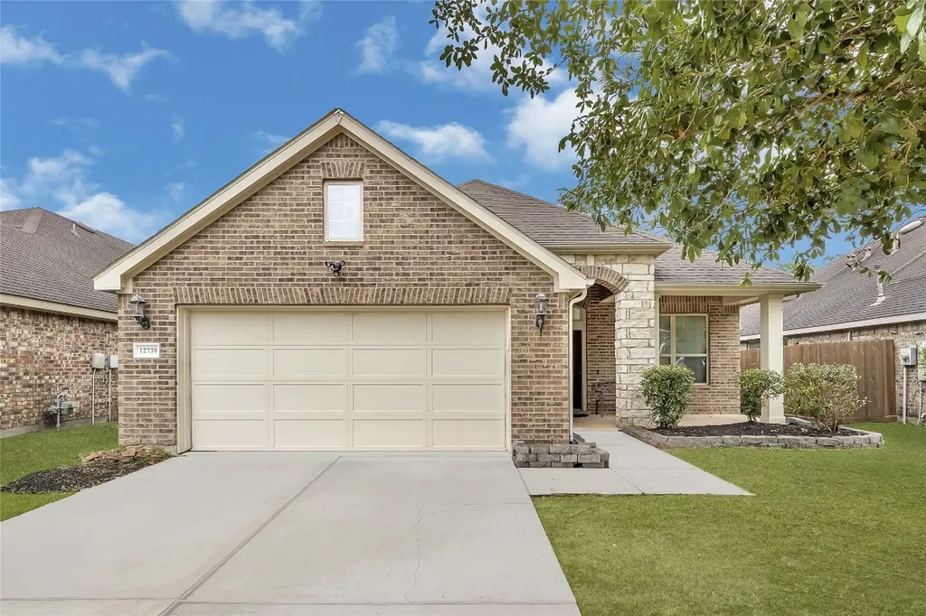 12739 Bridle Springs Lane Houston TX 77044