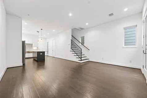 5841 Dolores Street Houston TX 77057