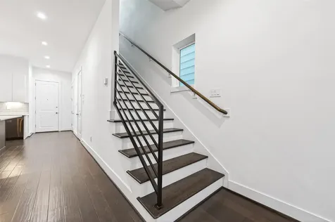 5841 Dolores Street Houston TX 77057