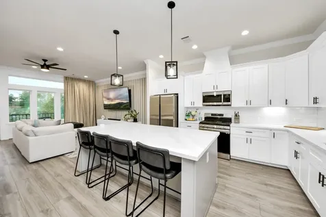 2007 Briley Street Houston TX 77004