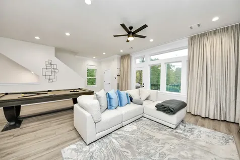 2007 Briley Street Houston TX 77004